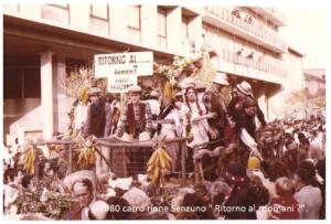 1980.01 Carri, Maschere, Reginette, Sfilata